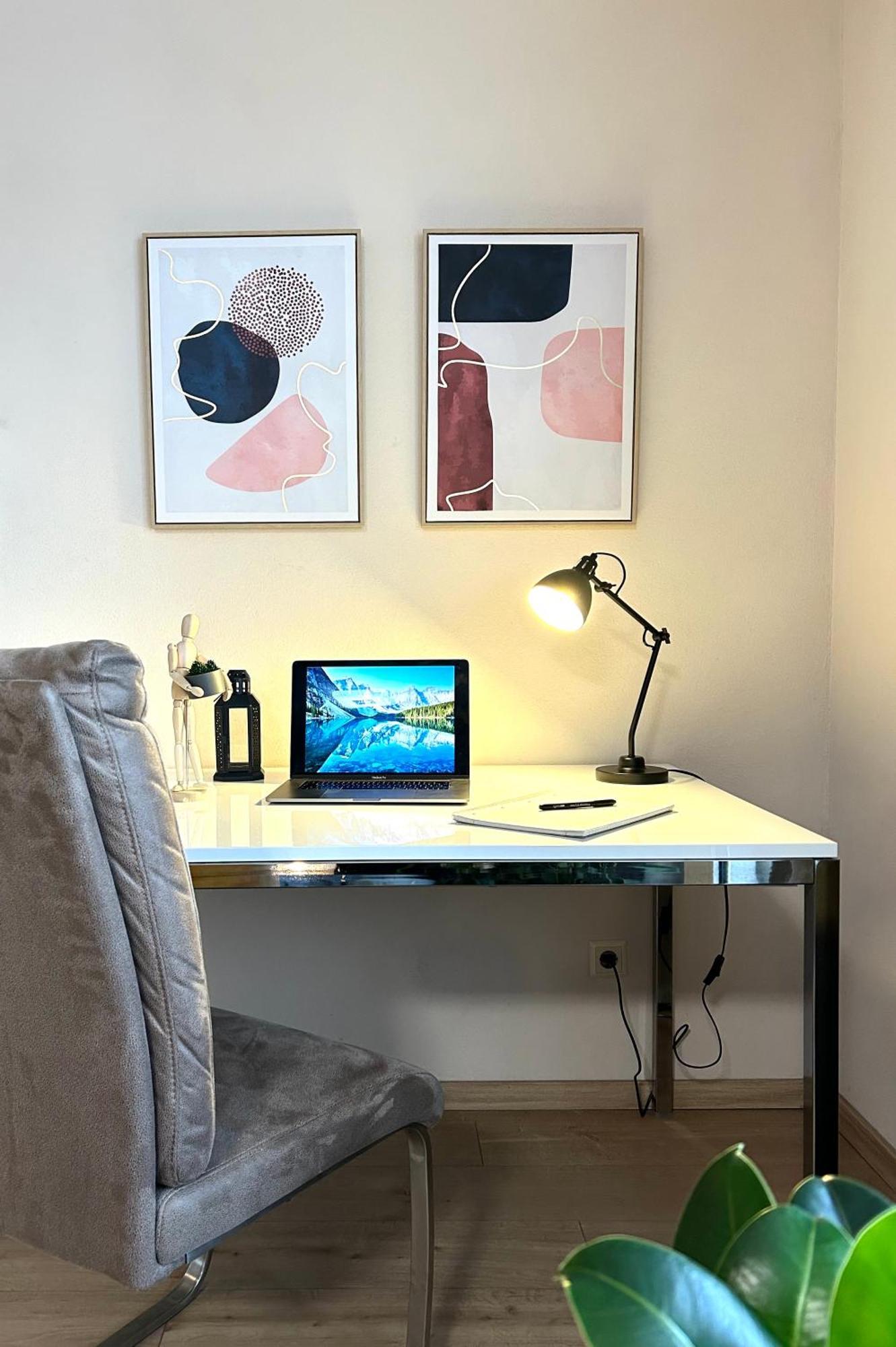 Zentrale Lage - Ideal Fuer Arbeit & Erholung Graben-Neudorf Dış mekan fotoğraf